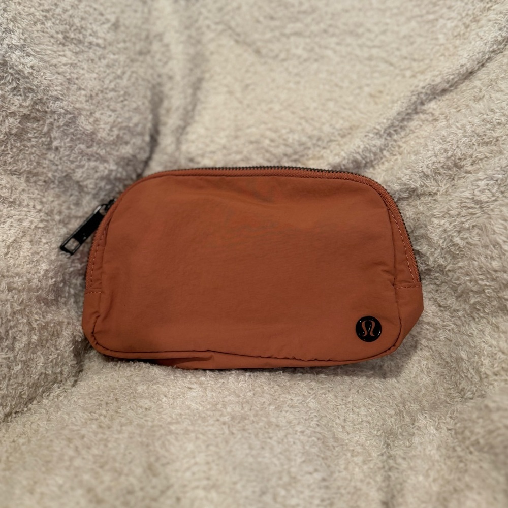 OG Copper Clay lululemon Everywhere Belt Bag